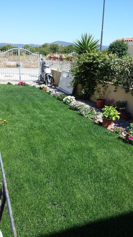 Casa Con Giardino Villa Olbia Bilik gambar